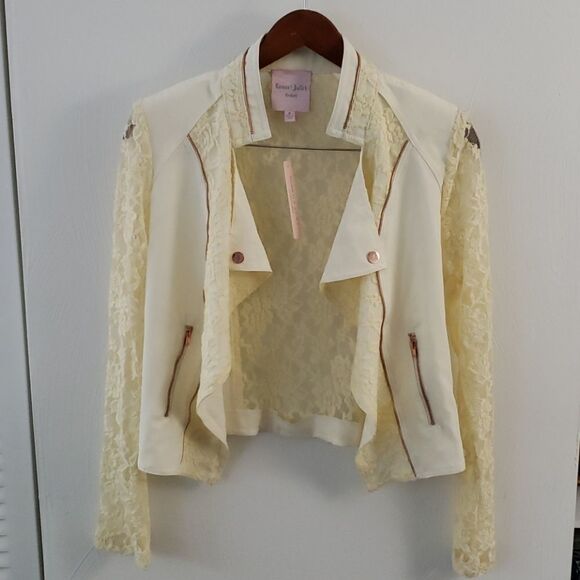 New Romeo & Juliet Couture Lace Jacket Size Medium - Picture 1 of 4